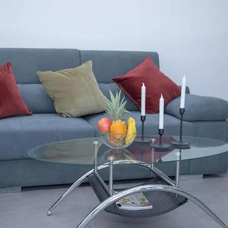 Urban 3 Beachfront By Holidays *