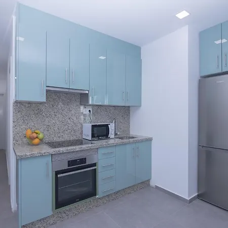 Apartment Urban 3 Beachfront By Holidays