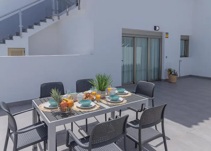 Poris 3 Beachfront By Holidays * Corralejo