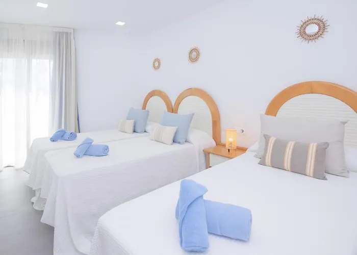 Appartamento Poris 3 Beachfront By Holidays *